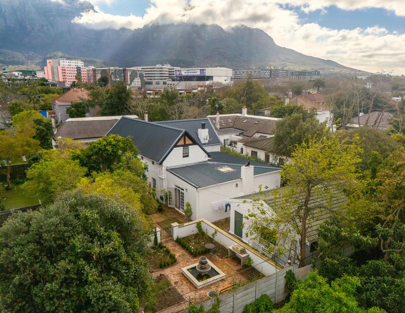 4 Bedroom Property for Sale in Claremont Western Cape